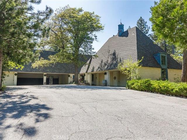 28641 North Shore Road, Lake Arrowhead, US, CA
