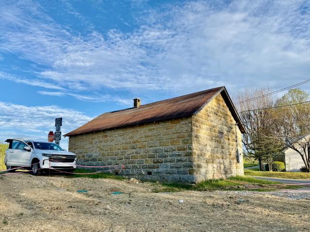 2867 HWY 3445