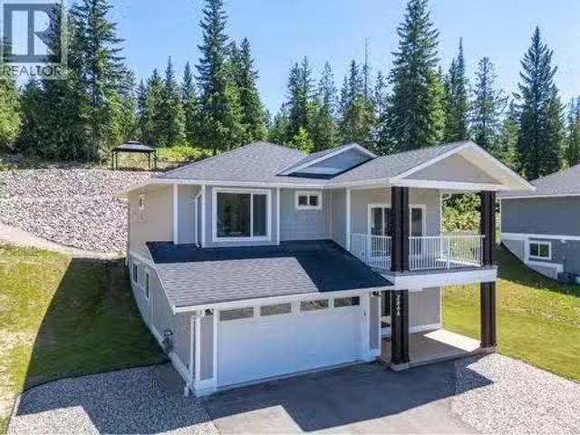 2868 Golf Course Drive, Blind Bay, BC, B0E 1H2 house for sal.