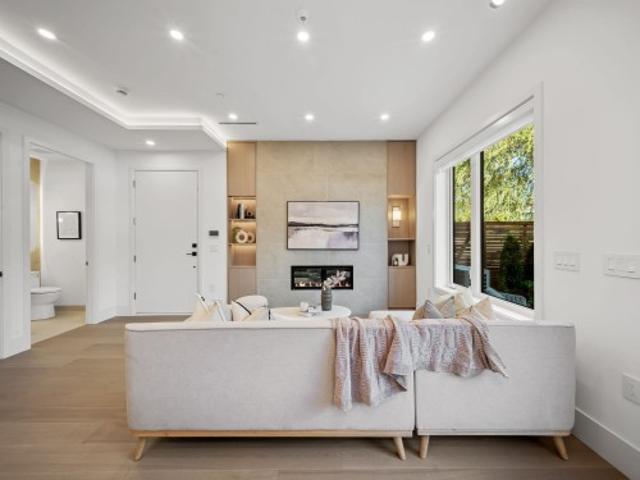 2868 Semlin Drive, Vancouver, BC, V5N 2C5 duplex for sale | Listing ID R3167 | Royal LePage