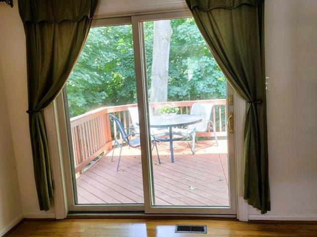 2869 Schoolhouse Circle