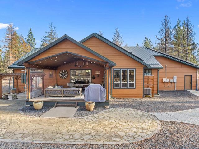 28615 N Milan Rd, Chattaroy, US, WA