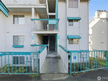 2861 th Avenue S # 303