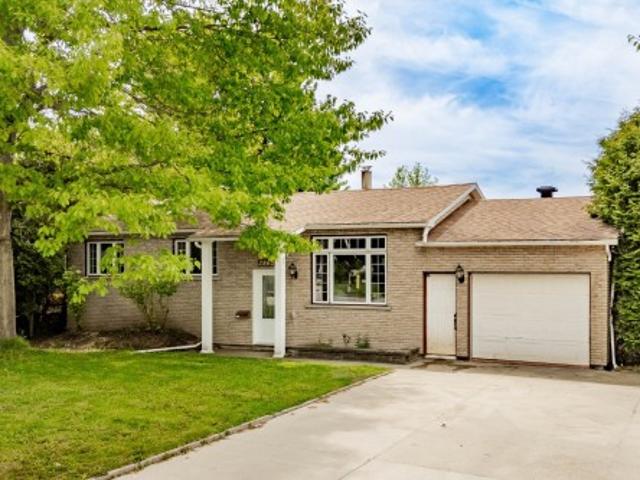 2862 Rue Boudreau, Sherbrooke Fleurimont, QC, J1G 3M9 house for sale | Listing ID 14396 | Royal LePage