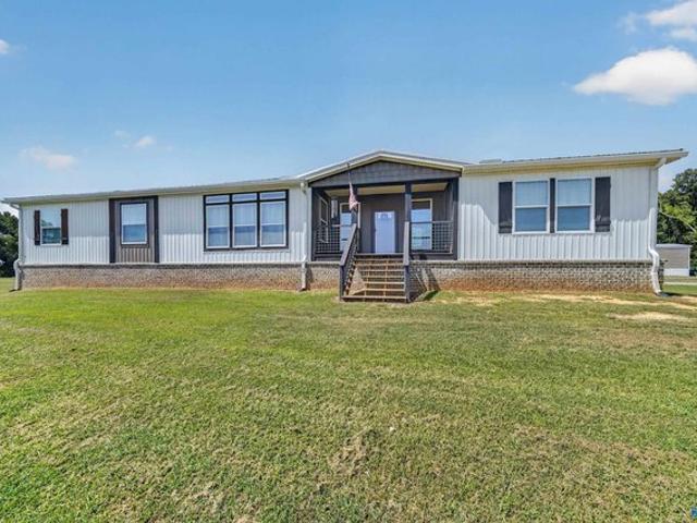 286 Deer Trl, Union Grove, AL 35175