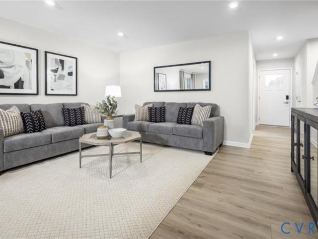 286 Pink Lady Circle