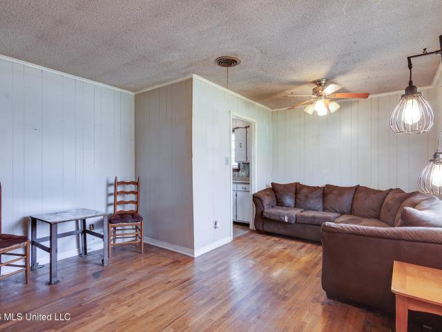 286 Tucker Road