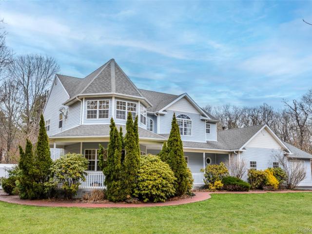 287 Dayton Ave, Manorville, NY 11949 | MLS #981965