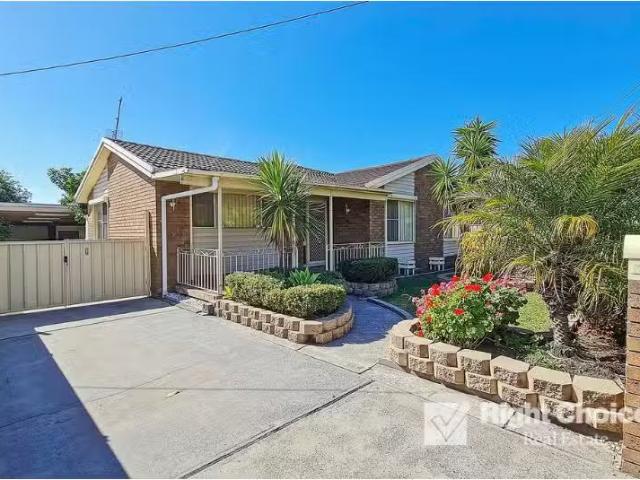 287 Princes Highway, Albion Park Rail House for rent Listed b.