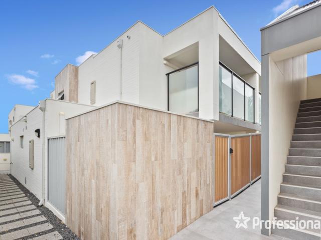 2/87 Waterloo StreetTuart Hill WA 6060, Australia