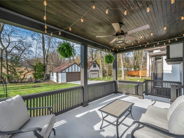 2885 Edgehill Road
