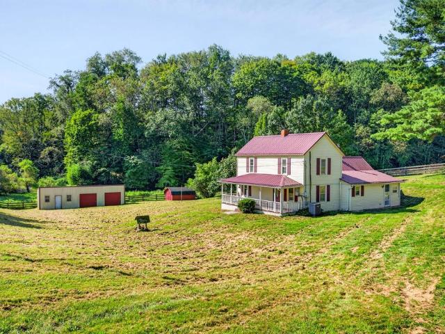2888 Irvin Ln