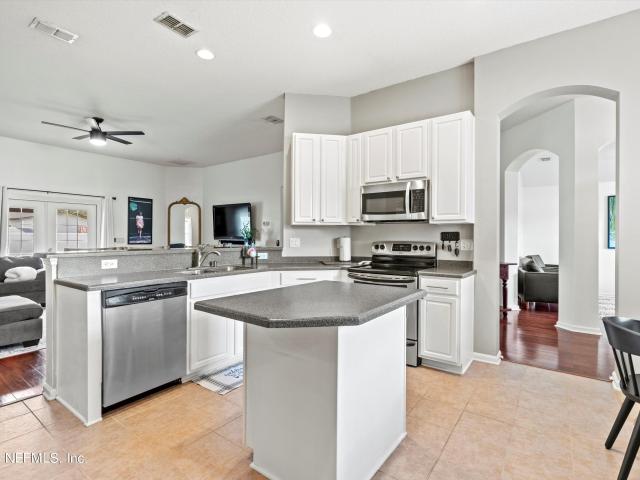 2880 Discovery Way, Jacksonville, FL 32224 | MLS #1258