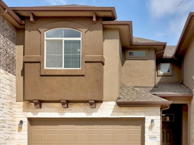 2880 Donnell Dr # 1802