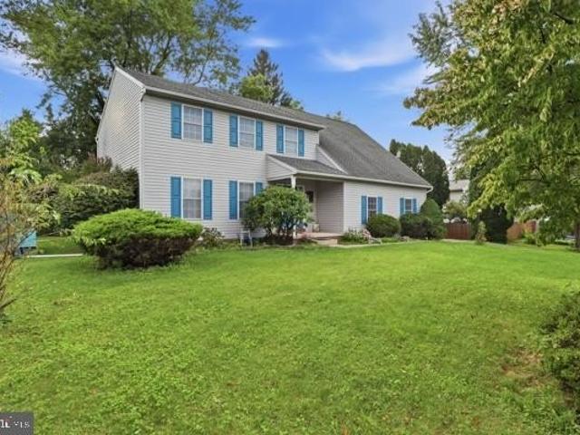 2880 Stillmeadow Ln, York, PA 17404
