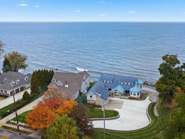 28838 Lake Rd. Bay Village, US, OH