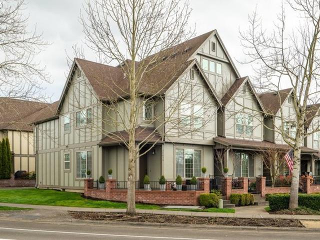 28839 SW Costa Cir W, Wilsonville, OR 97070