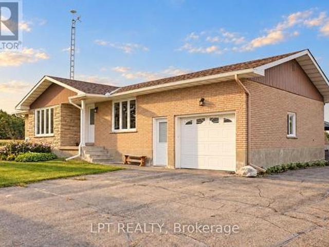 2883 Nolan Road, Clarence Rockland, ON, K0A 2A0 house for sale | Listing ID X13822 | Royal LePage