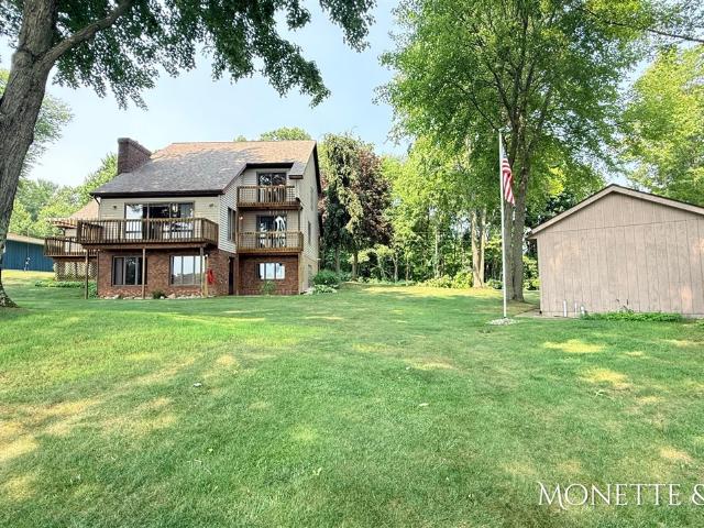2883 Lakeshore Road