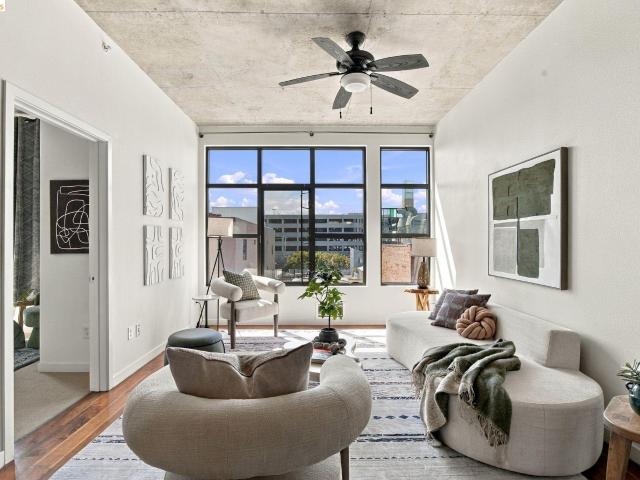 288 3rd st 408