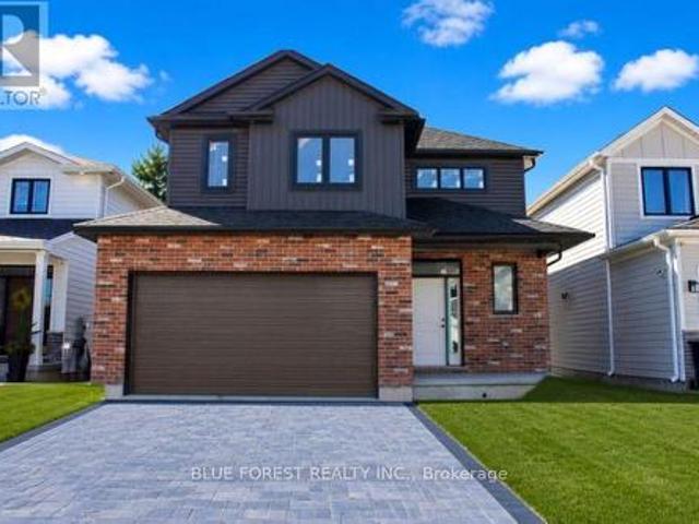 288 Ashford Street, Central Elgin Belmont, ON, N0L 1B0 house for sale | Listing ID X13781 | Royal LePage