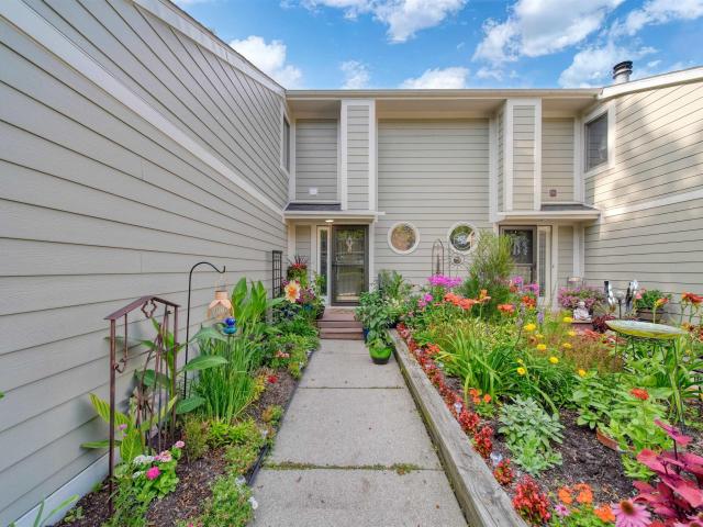 288 Whitlock St Street