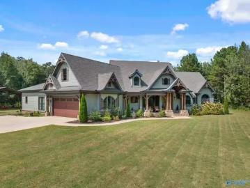 Morgan County, Alabama, Alabama, USA - Equipped kitchen
