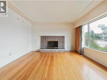 Greater Vancouver - Garden, Parking