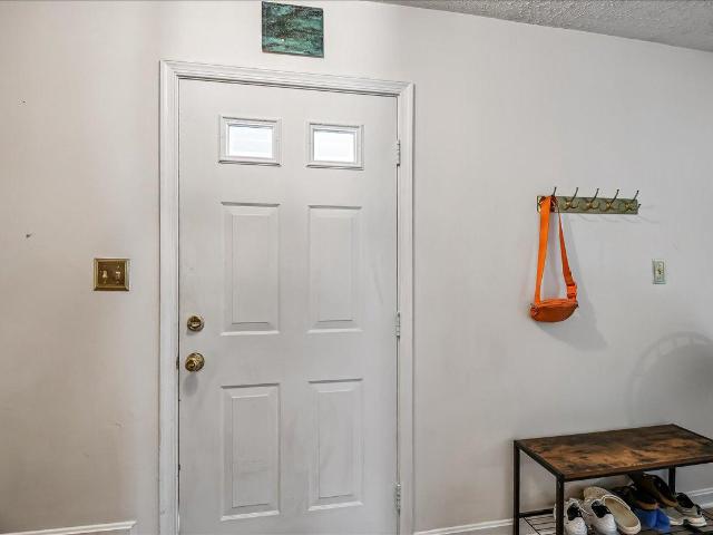 2894 Dungate Court