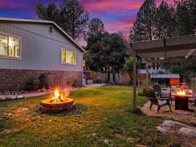 28960 Cedar Lane