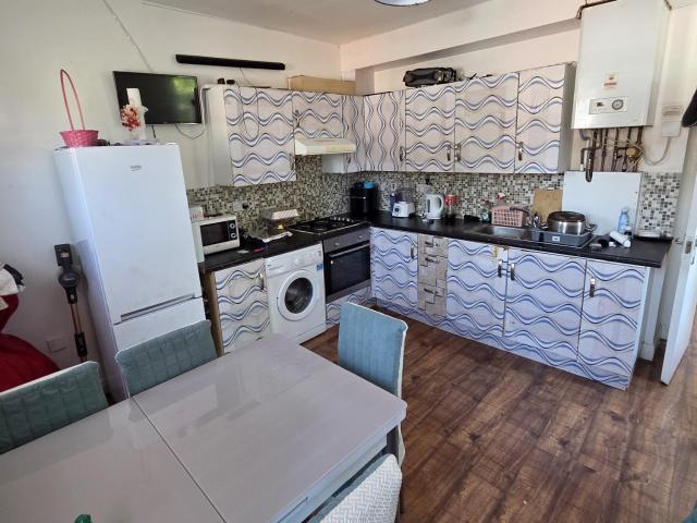 289, Higham Hill Road, London, E17 5RQ Century 21 United Kingdom