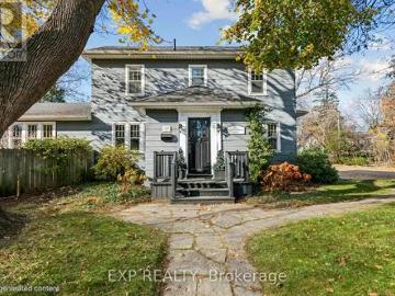 House for sale in Halton - Garden, Fireplace