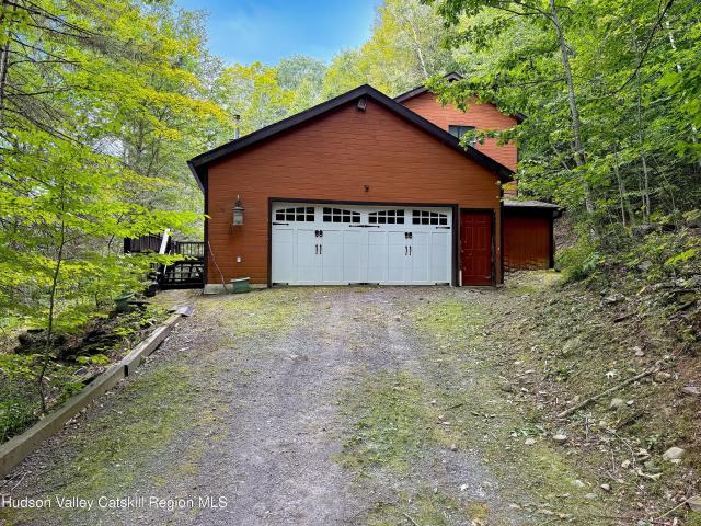 289 Red Falls Road