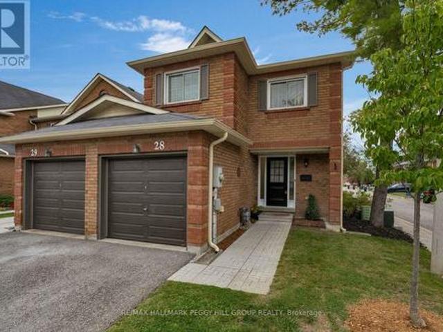 28 165 Kozlov Street, Barrie, ON, L4N 7M7 townhouse for sale | Listing ID S13855 | Royal LePage