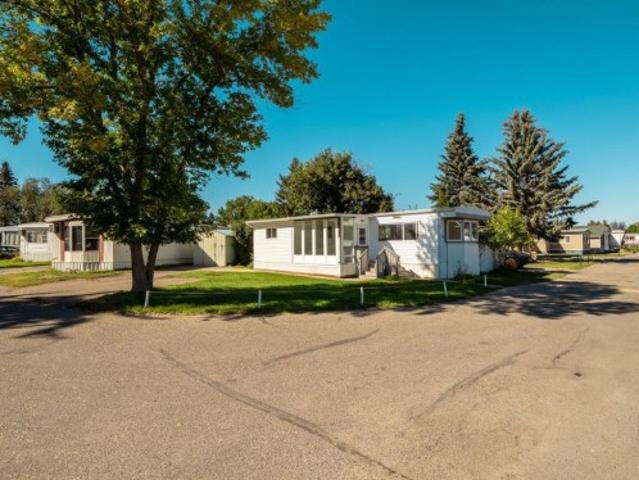 28 230 Street North, Lethbridge, AB, T1H 4E8 house for sale | Listing ID A2345 | Royal LePage