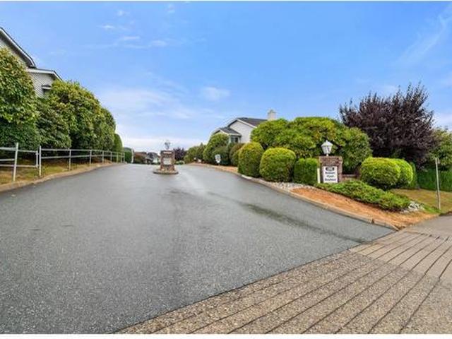 28 2989 Trafalgar Street, Abbotsford, BC, V2S 7X9 townhouse for sale | Listing ID R3168 | Royal LePage