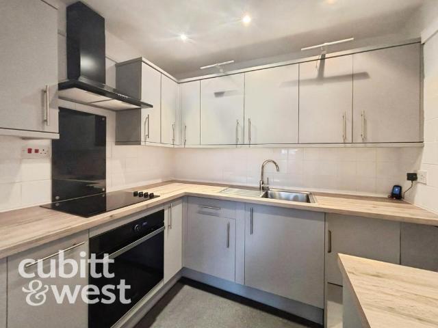 DEPOSIT ALTERNATIVE AVAILABLE. 1 bed apartment to rent £1,000 pcm £231 pw