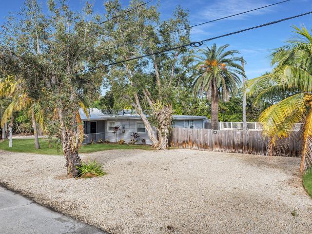 28 Tarpon Ave, Key Largo, FL 33037 | MLS #615785