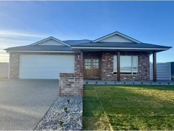28 Tessier Drive, Tocumwal House for rent Listed by Laura Mad.