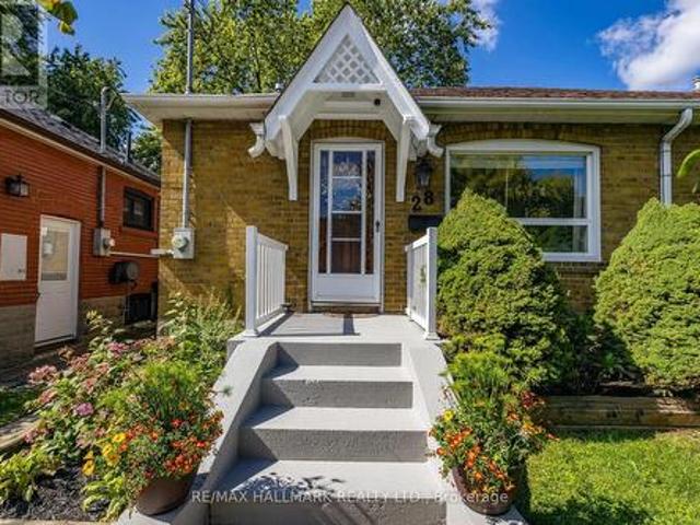 28 Thora Avenue, Toronto, ON, M1L 2P9 house for sale | Listing ID E13812 | Royal LePage