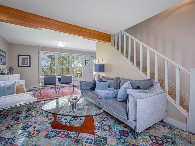 28 Thatcher Lane