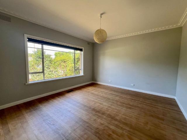28 The Esplanade, Maribyrnong VIC 3032