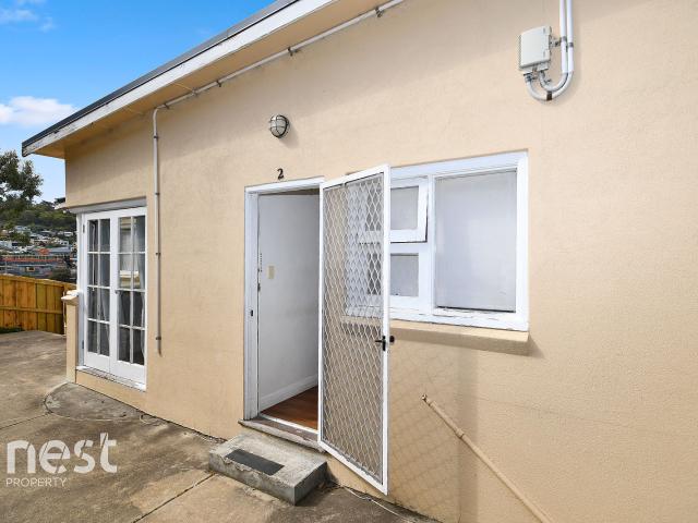 2/8 Tianna Road LINDISFARNE