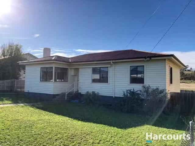 28 Treherene Street, MAYFIELD, TAS 7248 House for Rent