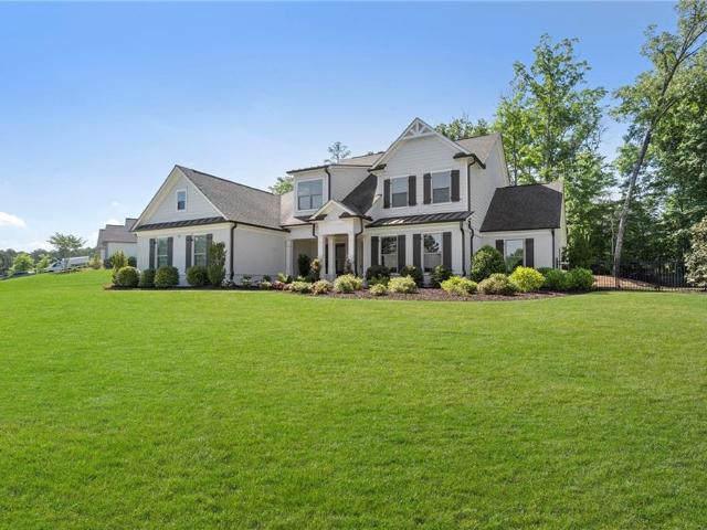 28 Vandiver Court