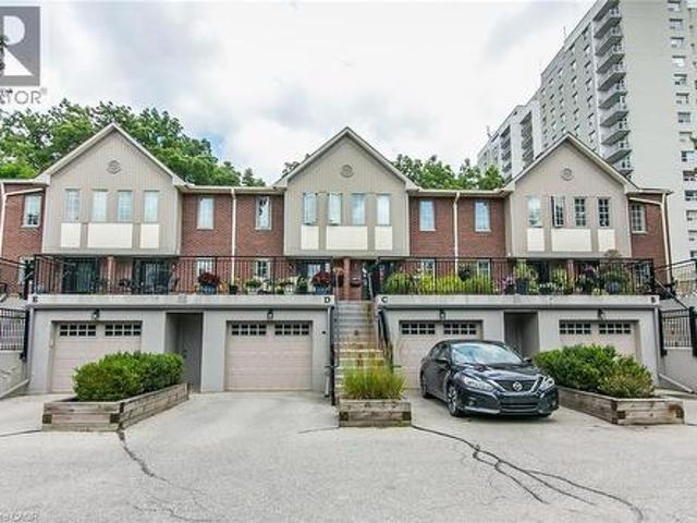 28 W Ahrens Street W Unit# D, Kitchener, ON, N2H 4B7 townhouse for sale | Listing ID 40850 | Royal LePage