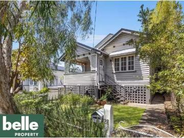 28 Walton Street, Dutton Park House for rent Listed by Harry.