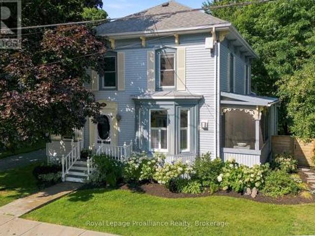 28 West Street, Prince Edward County Wellington, ON, K0K 3L0 house for sale | Listing ID X13700 | Royal LePage