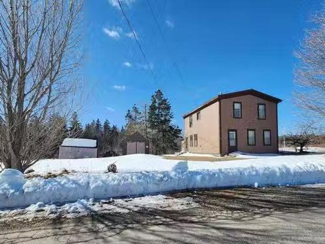 28 White Point 1 Road, White Point, NS, B0T 1G0 house for sa.