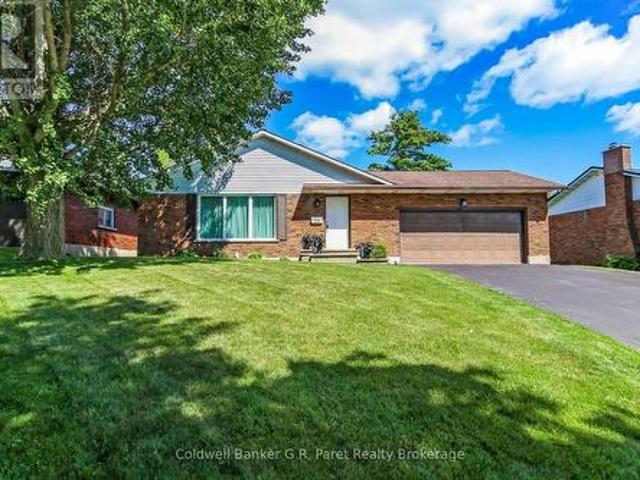 28 Woodcock Drive, Tillsonburg, ON, N4G 4M2 house for sale | Listing ID X13695 | Royal LePage